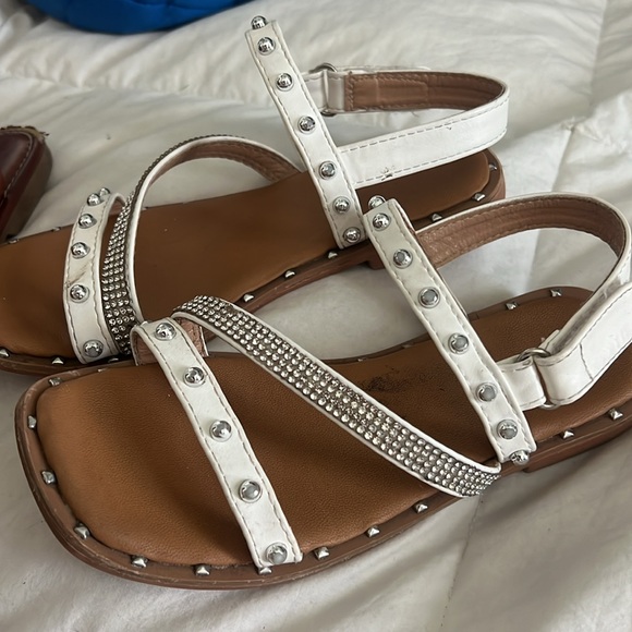 Sandals Lot - Picture 2 of 6